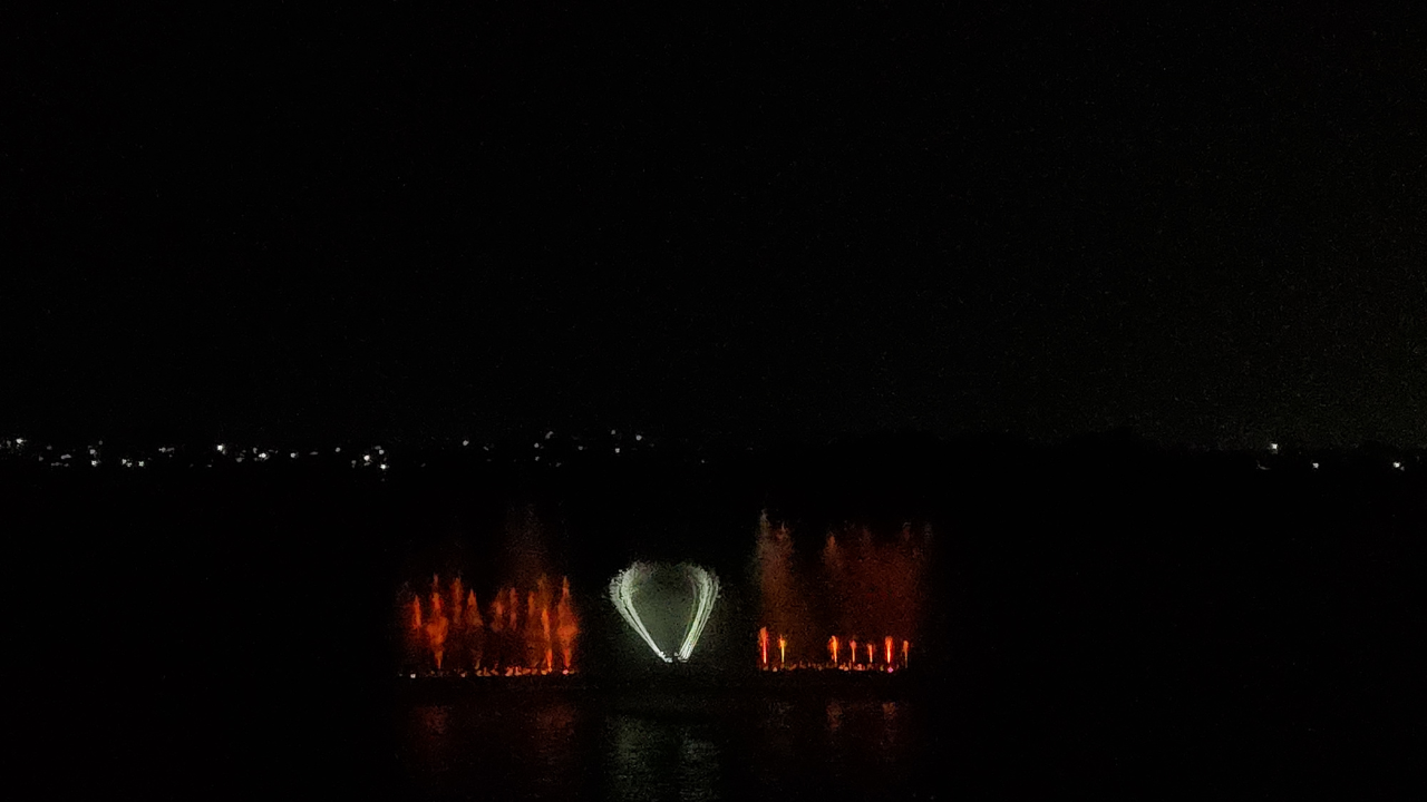 fountain lighting